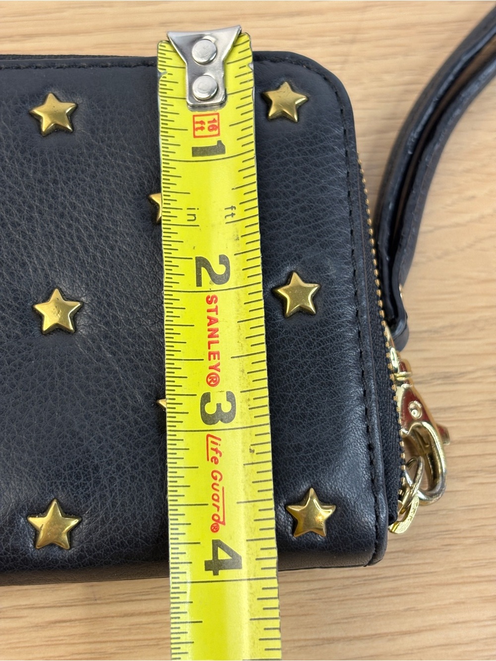 Fossil Black‎ Star-Studded Leather Zip-Around Wristlet Wallet/Clutch - Picture 10 of 11